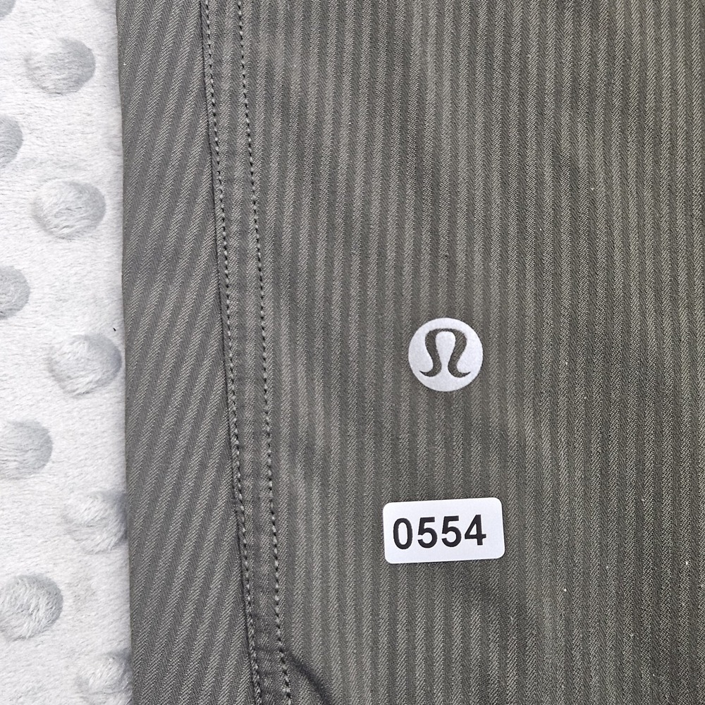 Lululemon Joggers Womens 8 Olive Green Dance Studio Mid Rise 28" - Picture 8 of 8
